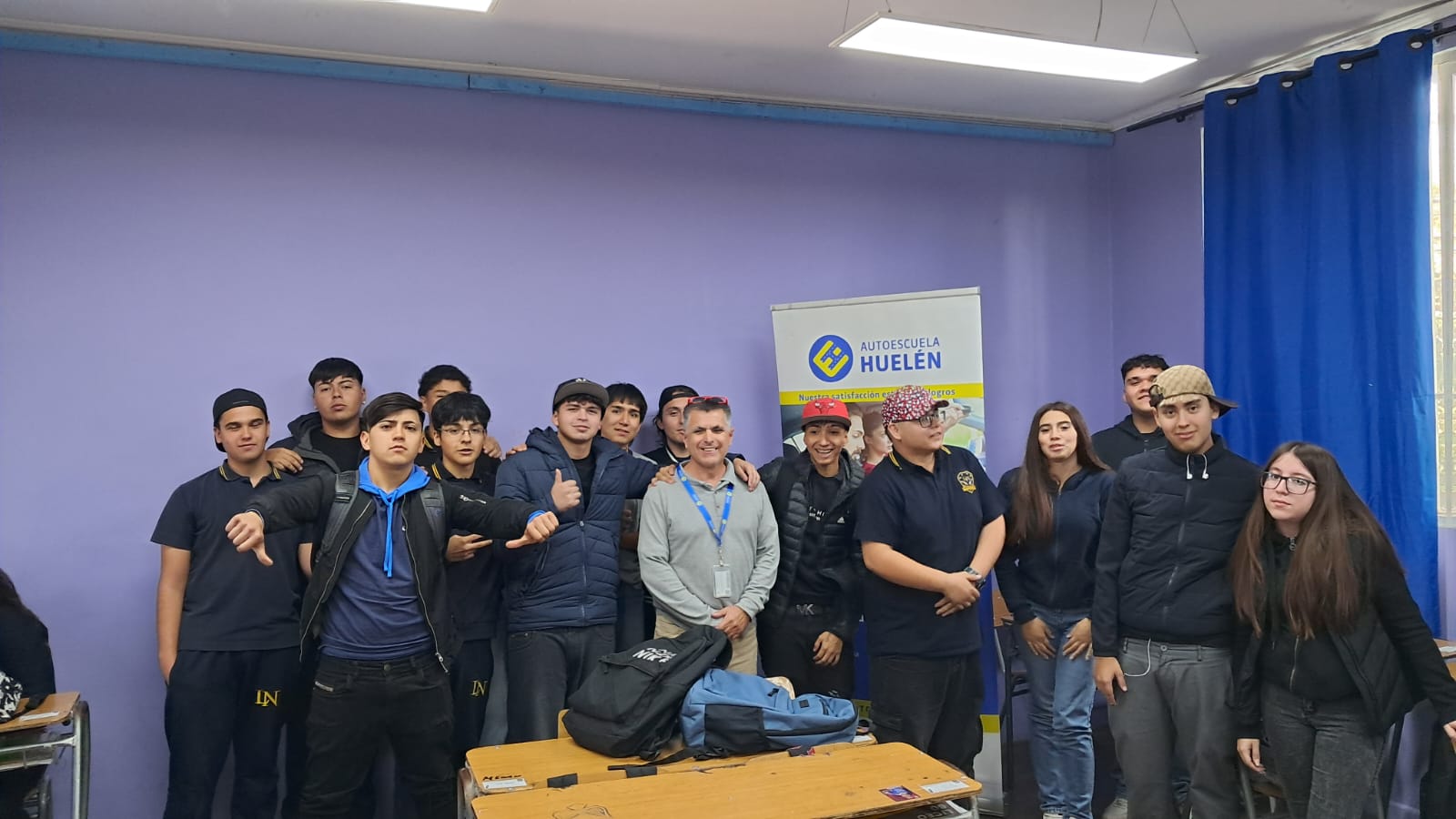 Autoescuela Huelén concluyó la actividad con un trabajo grupal